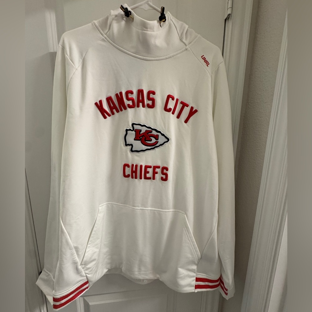 Kansas City Chiefs White Hoodie